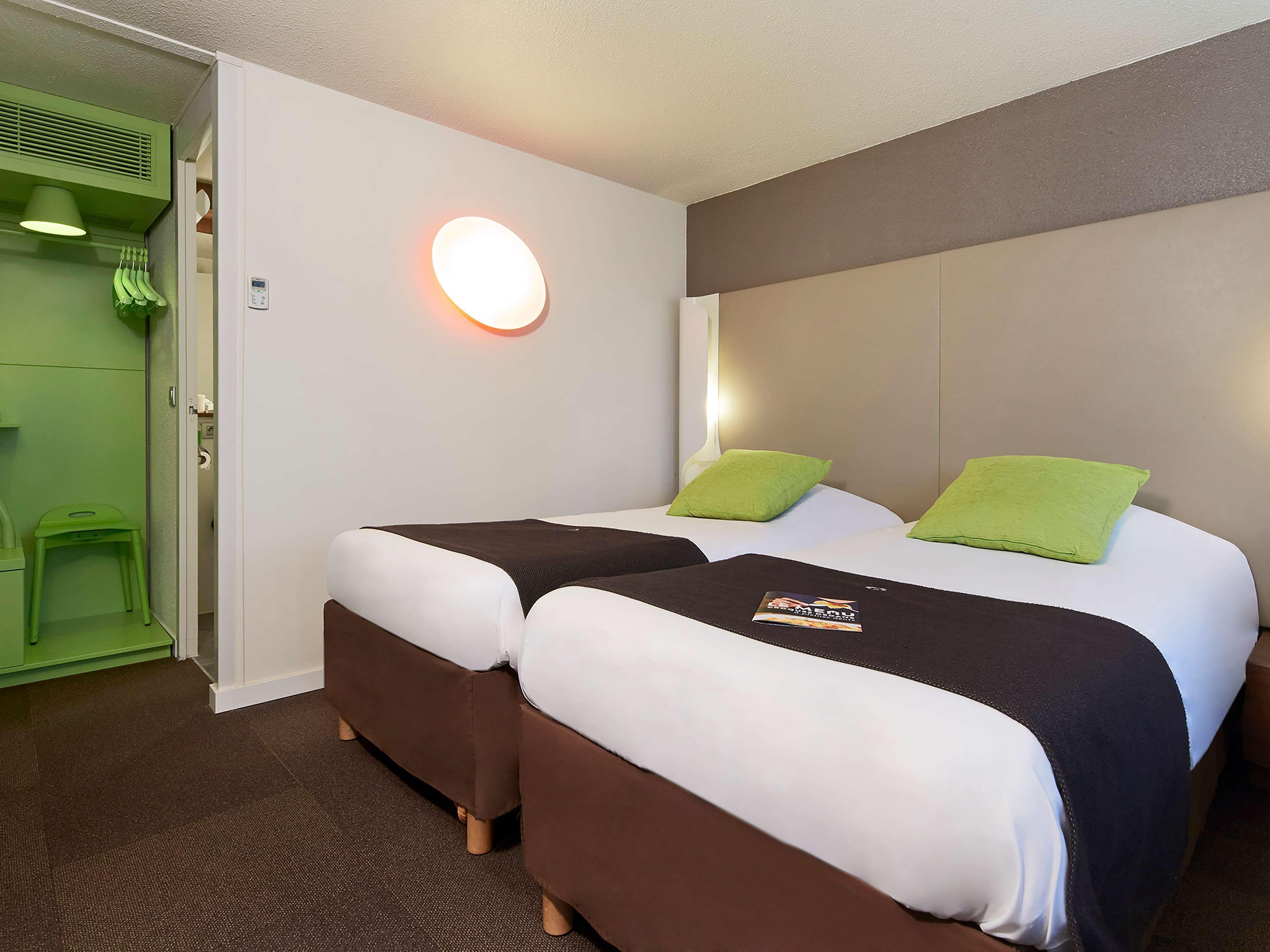 B&B Hotel Roissy - Saint Witz Ex-Campanile Roissy - Saint Witz Exterior photo